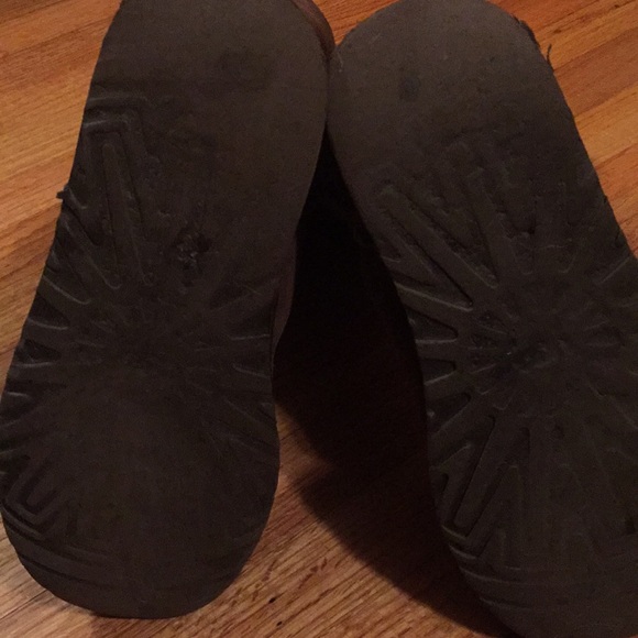 Bailey Button Triple II Ugg Boot Size 9 - Picture 6 of 8